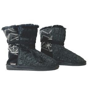 Mukluks Cable Knit Weave Black Fabric Boot Womens 9 Mid Calf Pull On Flat Bootie